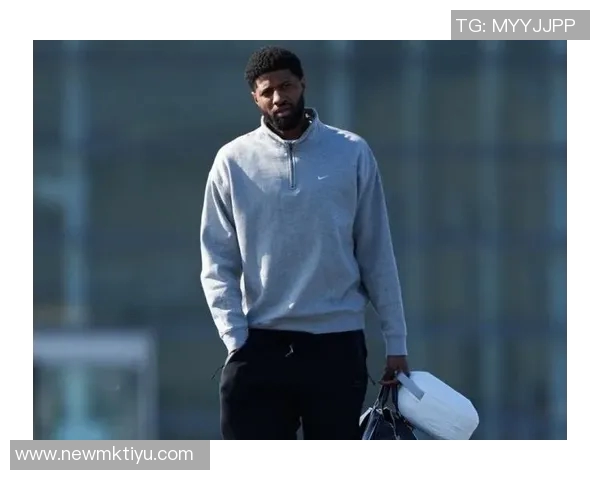 快船客场挑战国王小卡哈登卫衣亮相科林斯酷炫登机照曝光