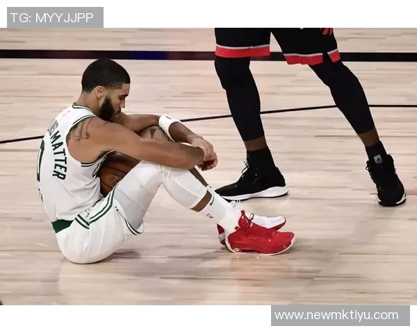 博纳首发表现出色纳斯称赞其防守优于进攻