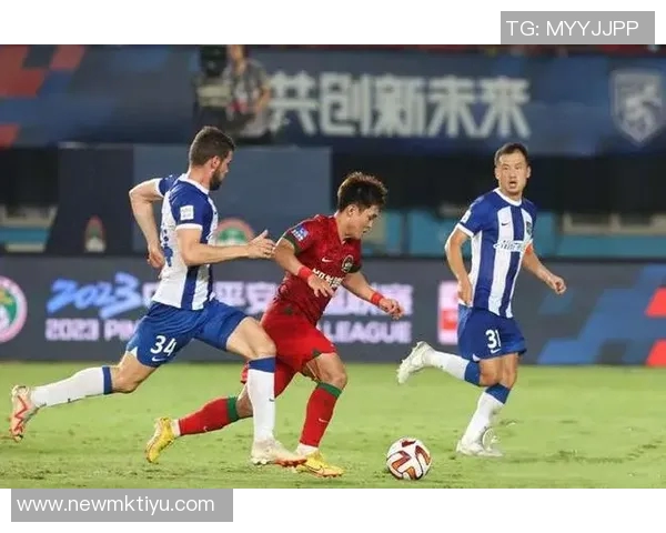 河南队凭借定位球进攻本赛季打入29球领跑中超球队展现强大实力