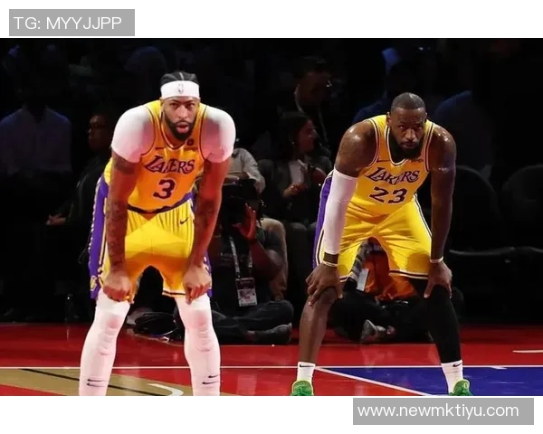 湖人本赛季第四节领先时保持全胜战绩展现强大实力 湖人本赛季第四节领先时保持全胜战绩展现强大实力